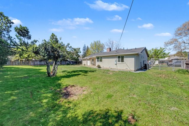 3330 Potter Ln, Sacramento, CA 95821