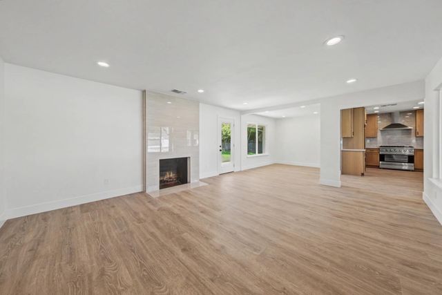 3330 Potter Ln, Sacramento, CA 95821