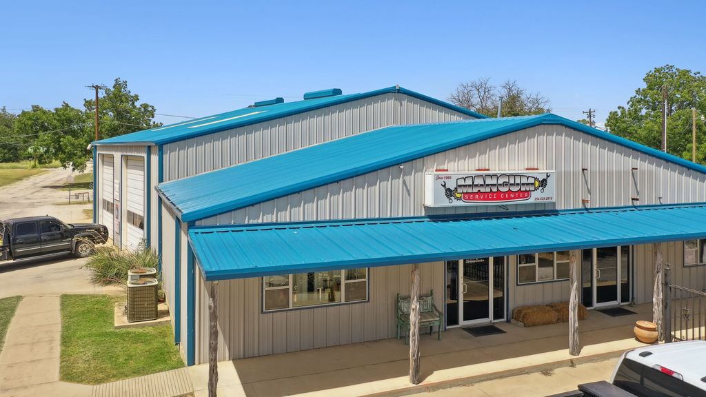 300 E Main Street, Eastland, TX 76448