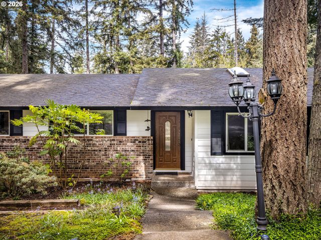 16695 S ANNETTE Dr, Oregon City, OR 97045