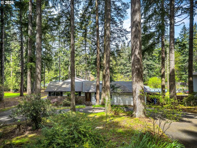 16695 S ANNETTE Dr, Oregon City, OR 97045