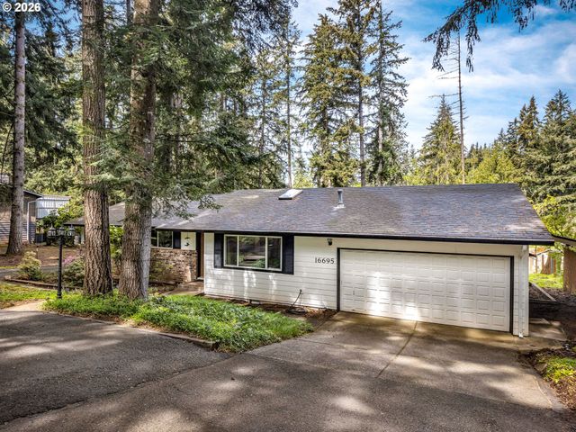 16695 S ANNETTE Dr, Oregon City, OR 97045