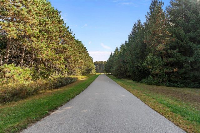 N2142 SCHACHT ROAD, Marinette, WI 54143