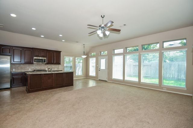 2919 Chalet Knolls Lane, Katy, TX 77494
