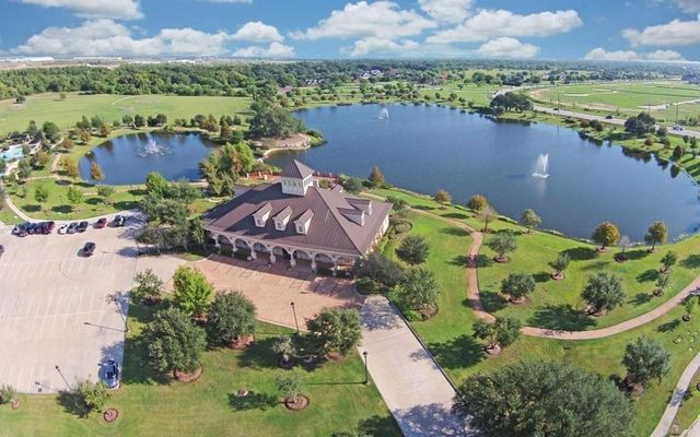 2919 Chalet Knolls Lane, Katy, TX 77494