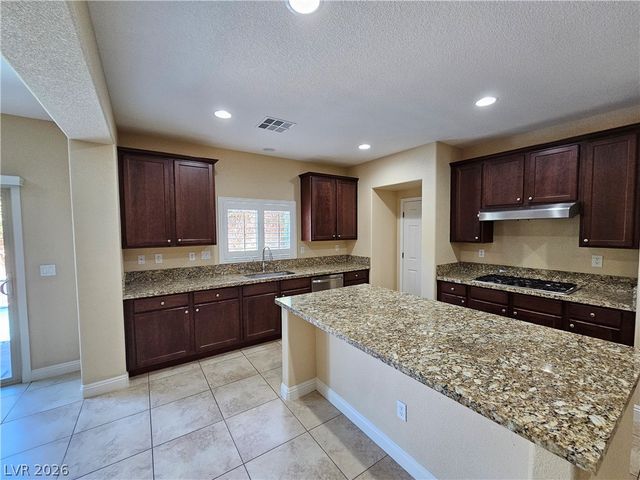 892 White Sparrow Street, Henderson, NV 89052