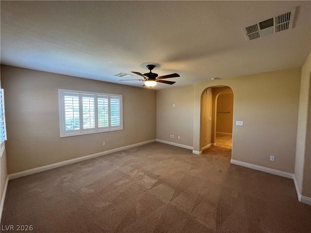 892 White Sparrow Street, Henderson, NV 89052