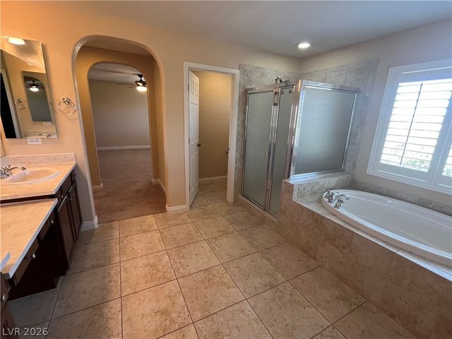 892 White Sparrow Street, Henderson, NV 89052