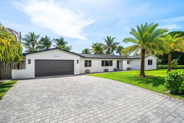 2866 SW 8th Street, Boynton Beach, FL 33435