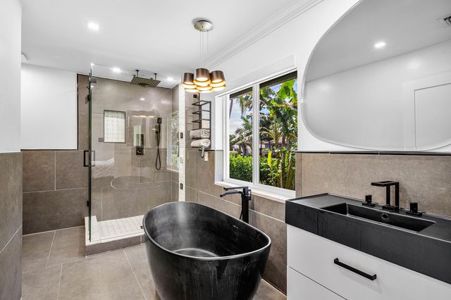 2866 SW 8th Street, Boynton Beach, FL 33435