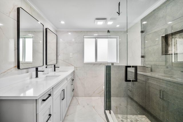 2866 SW 8th Street, Boynton Beach, FL 33435