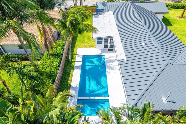 2866 SW 8th Street, Boynton Beach, FL 33435