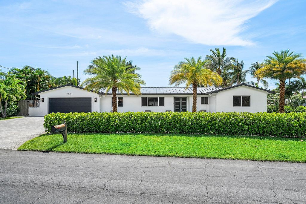 2866 SW 8th Street, Boynton Beach, FL 33435