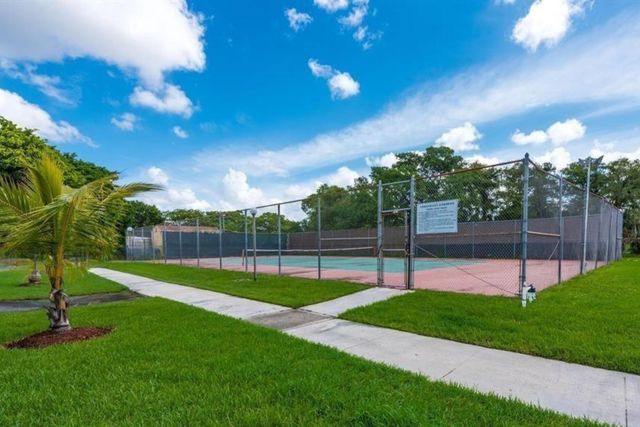 7801 Colony Circle S 106, Tamarac, FL 33321