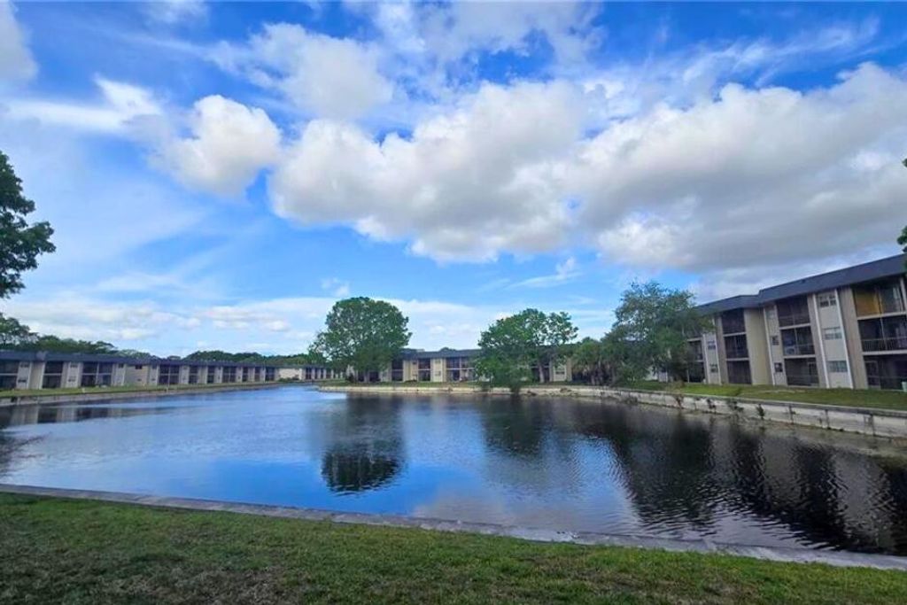 7801 Colony Circle S 106, Tamarac, FL 33321
