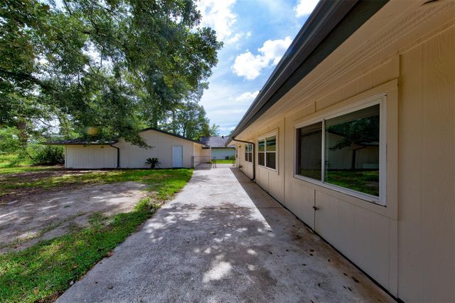 1302 Burning Tree Road, Houston, TX 77339