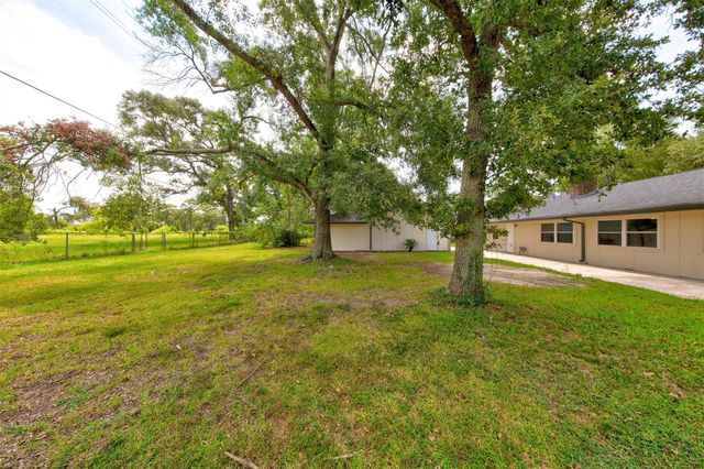 1302 Burning Tree Road, Houston, TX 77339