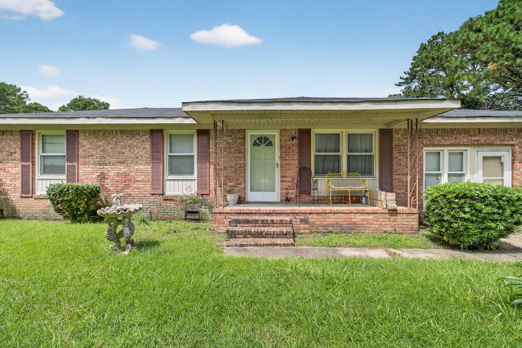 3406 Old Pond Road, Johns Island, SC 29455