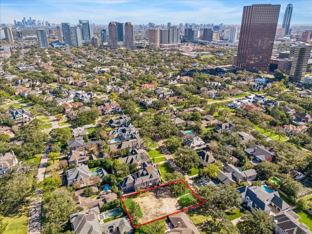 5660 Longmont Drive, Houston, TX 77056