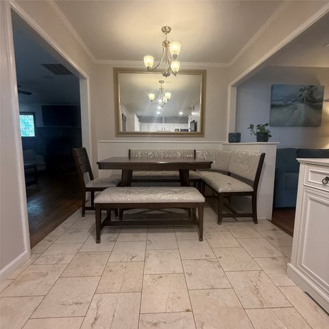 1808 Donna Street, Arlington, TX 76013