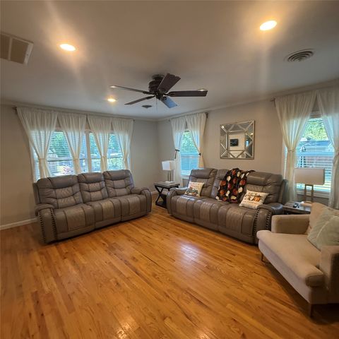 1808 Donna Street, Arlington, TX 76013