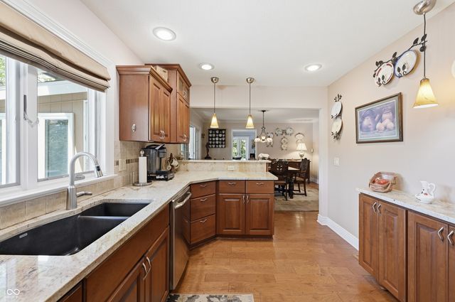 3806 N Foxcliff Drive E, Martinsville, IN 46151