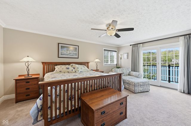 3806 N Foxcliff Drive E, Martinsville, IN 46151