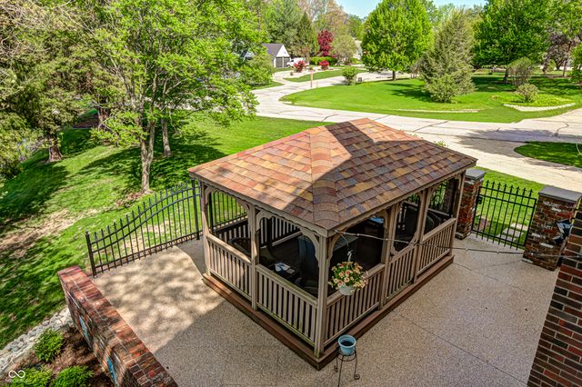 3806 N Foxcliff Drive E, Martinsville, IN 46151