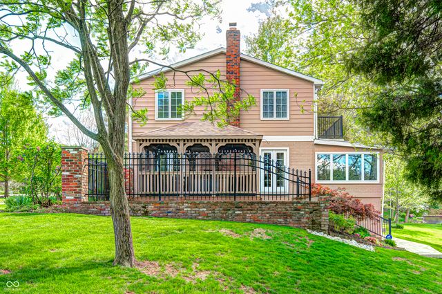 3806 N Foxcliff Drive E, Martinsville, IN 46151