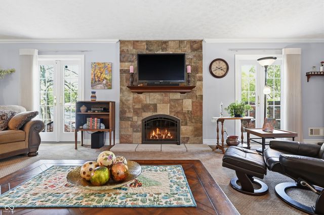 3806 N Foxcliff Drive E, Martinsville, IN 46151