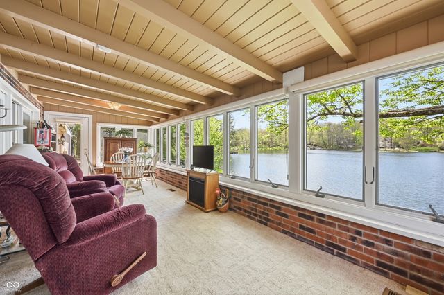 3806 N Foxcliff Drive E, Martinsville, IN 46151
