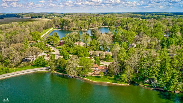 3806 N Foxcliff Drive E, Martinsville, IN 46151