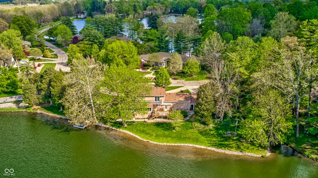 3806 N Foxcliff Drive E, Martinsville, IN 46151
