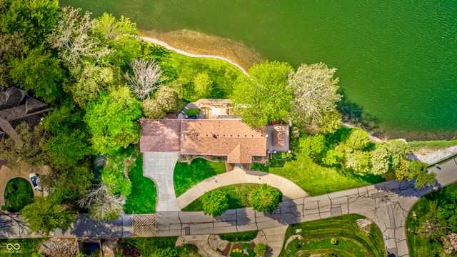 3806 N Foxcliff Drive E, Martinsville, IN 46151