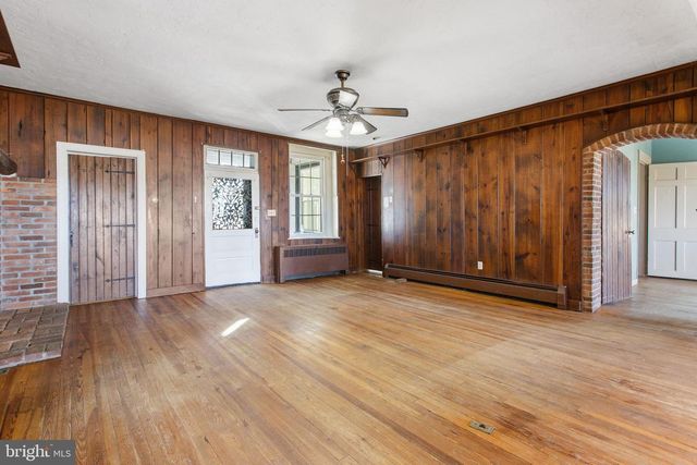 1120 HANOVER PIKE, Littlestown, PA 17340