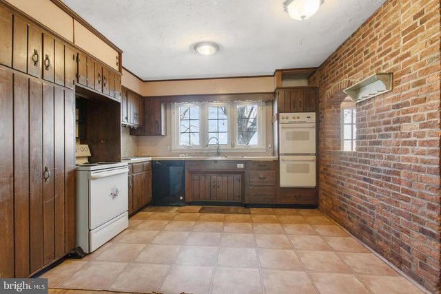 1120 HANOVER PIKE, Littlestown, PA 17340