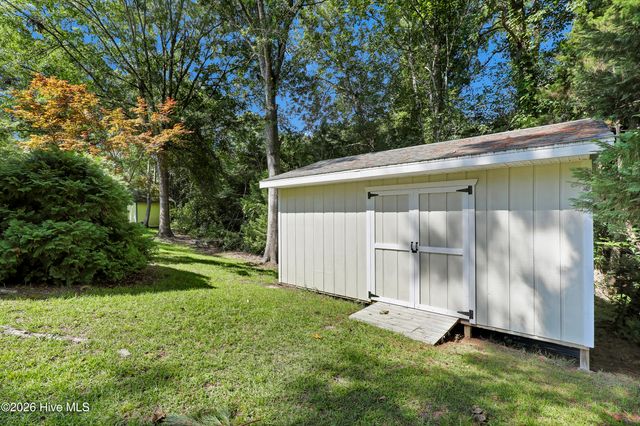 714 Cedar Avenue, Hampstead, NC 28443