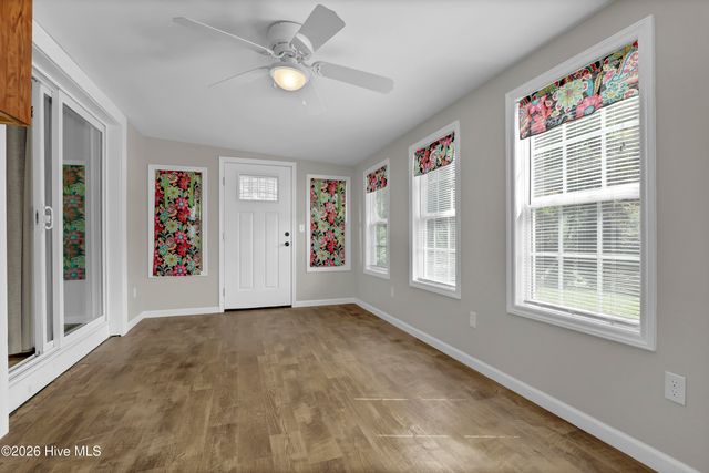 714 Cedar Avenue, Hampstead, NC 28443