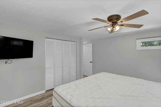 714 Cedar Avenue, Hampstead, NC 28443