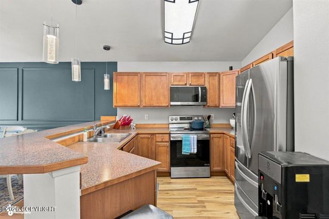 20248 Glacier Park Circle, Eagle River, AK 99577