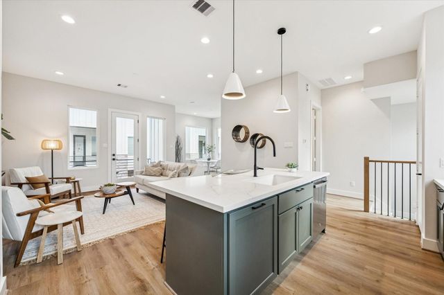 526 Janisch Road, Houston, TX 77018