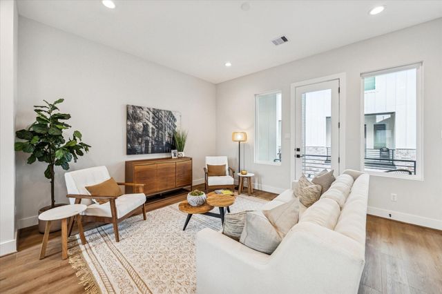 526 Janisch Road, Houston, TX 77018