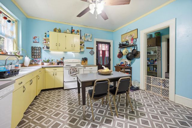 709 Signal Mountain Boulevard, Signal Mountain, TN 37377