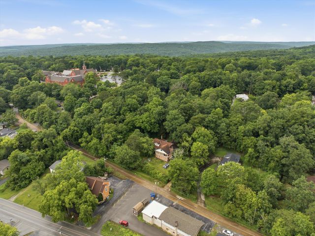 709 Signal Mountain Boulevard, Signal Mountain, TN 37377