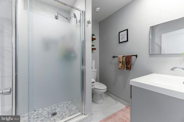 20 STEINWAY AVE, Ewing, NJ 08618