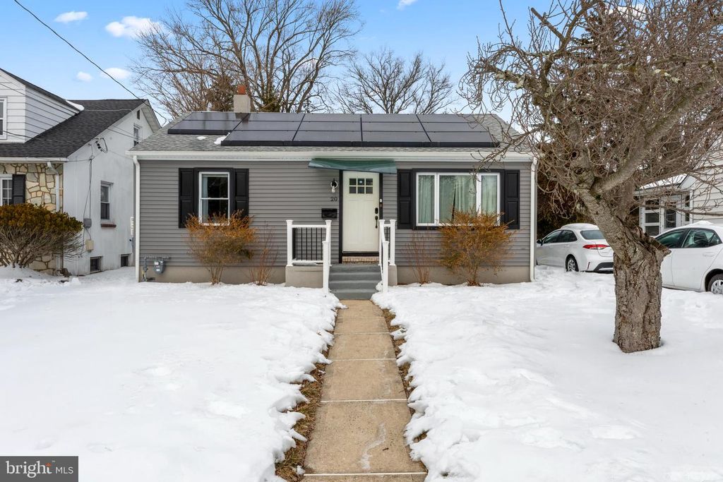 20 STEINWAY AVE, Ewing, NJ 08618