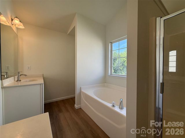 5103 Stowe Derby Drive, Charlotte, NC 28278
