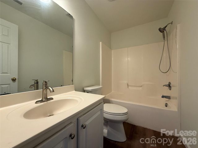 5103 Stowe Derby Drive, Charlotte, NC 28278