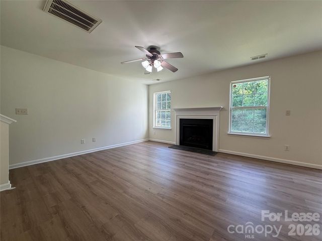 5103 Stowe Derby Drive, Charlotte, NC 28278