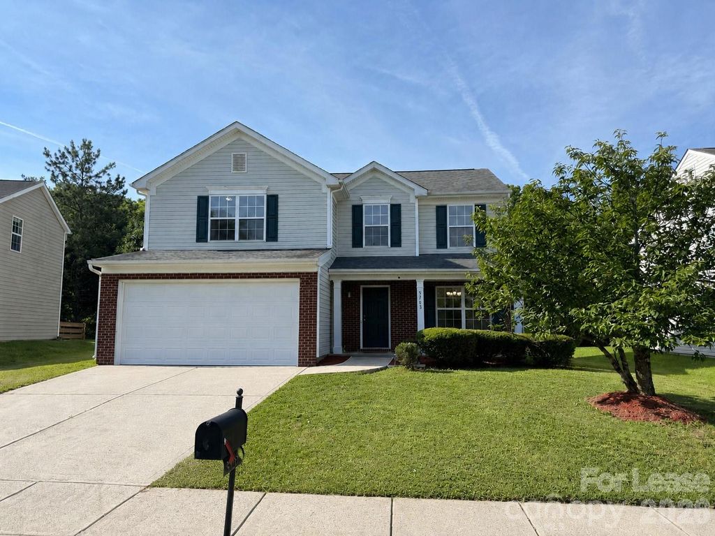 5103 Stowe Derby Drive, Charlotte, NC 28278